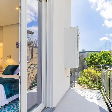 Via Roma Guest house *